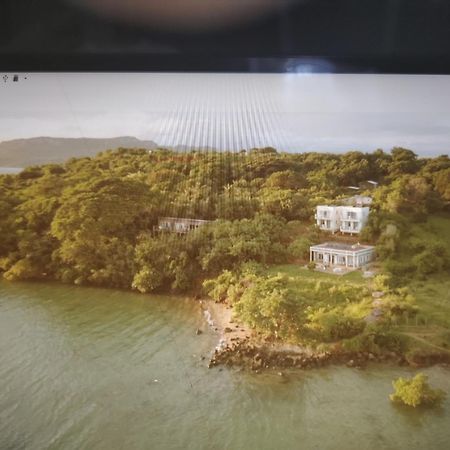 Hotel Riziky Antsiranana ภายนอก รูปภาพ