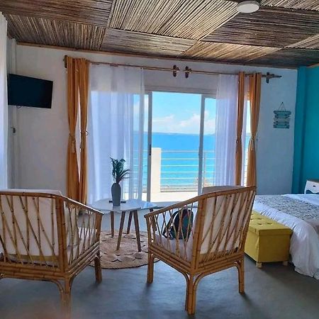 Hotel Riziky Antsiranana ภายนอก รูปภาพ