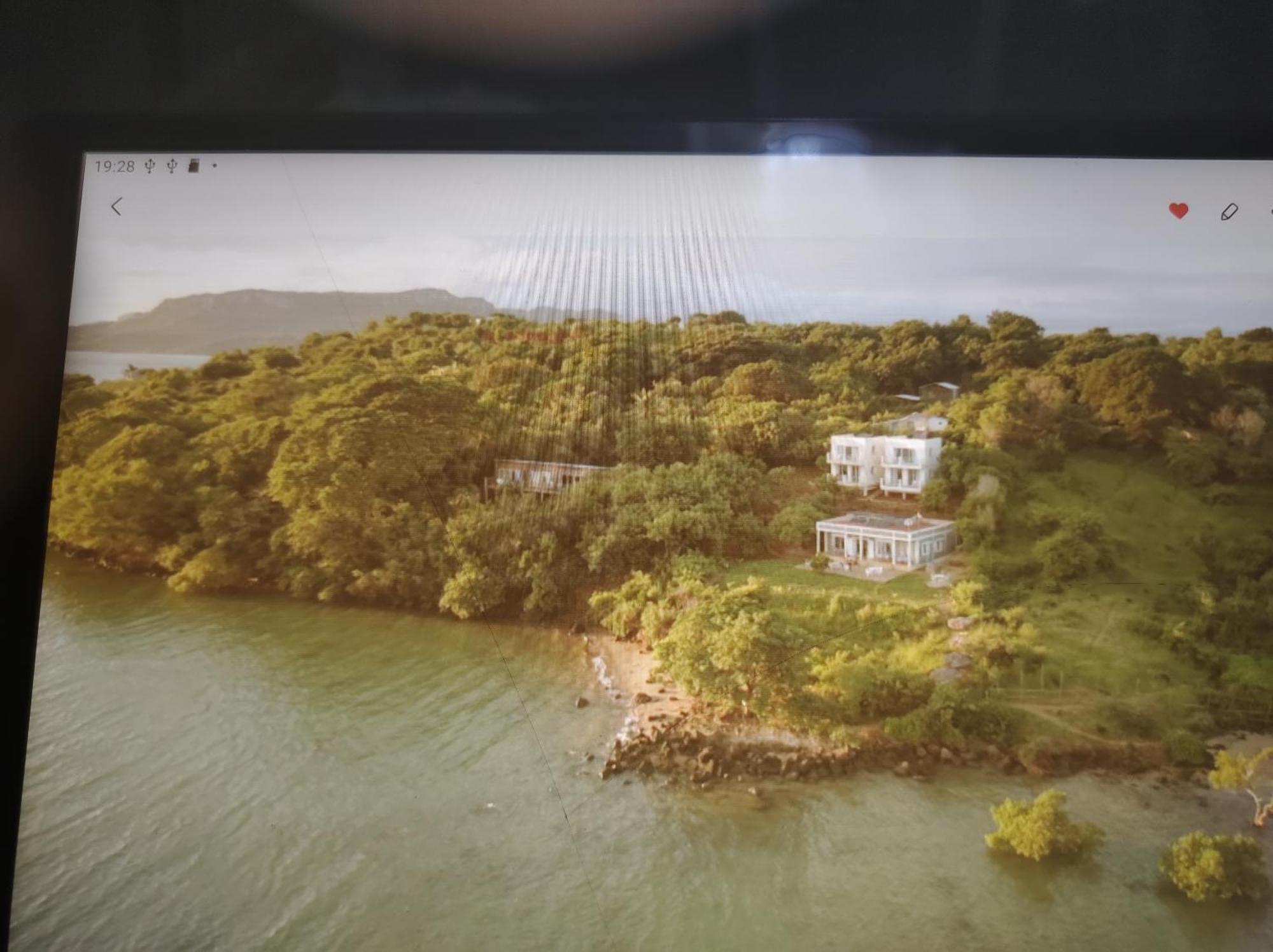 Hotel Riziky Antsiranana ภายนอก รูปภาพ