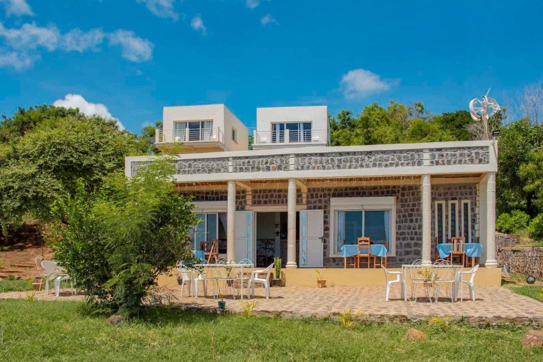 Hotel Riziky Antsiranana ภายนอก รูปภาพ